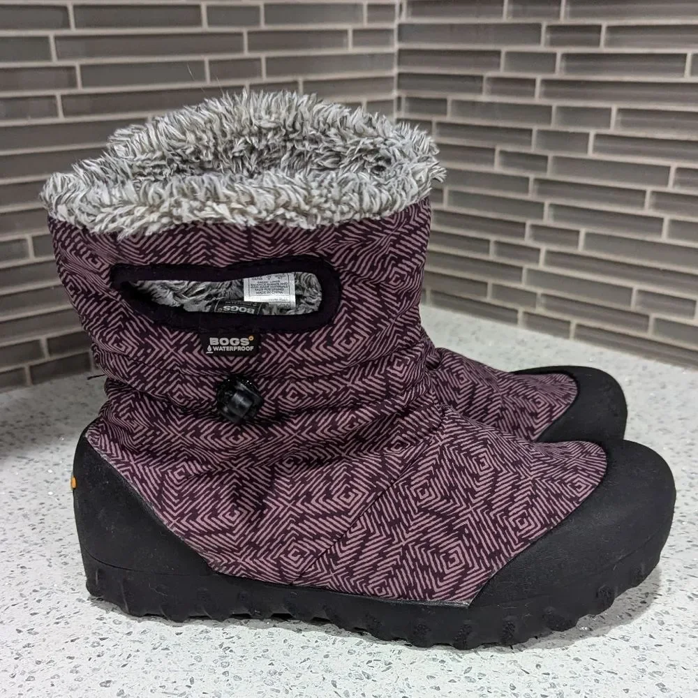 Bogs Kids B-moc puff Purple Dash Winter Boots Big Girls Size 4